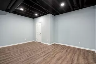 413 Blossom Dr, Ann Arbor, MI 48103 - Photo 38