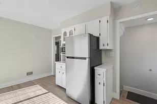 3486 Oak St, Hudsonville, MI 49426 - Photo 8