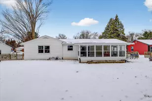 5699 Lamplighter Ln, Kalamazoo, MI 49009 - Photo 24