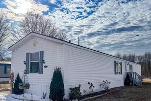 167 Maple Ct, Muskegon, MI 49445 - Photo 2