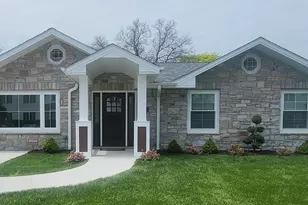 340 N Berrien St, New Buffalo, MI 49117 - Photo 1
