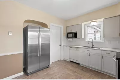 2350 E B Avenue, Plainwell, MI 49080 - Photo 10