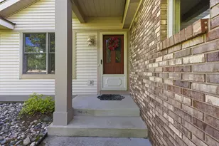 3590 Brook Point Dr, Hamilton, MI 49419 - Photo 4