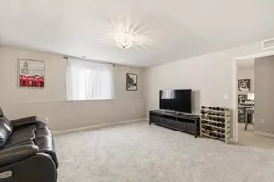 2744 Sycamore River Dr, Fowlerville, MI 48836 - Photo 16