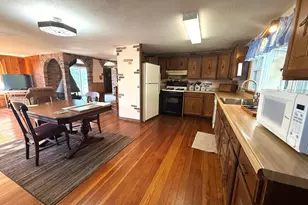 4253 Indian Isle, Battle Creek, MI 49017 - Photo 6