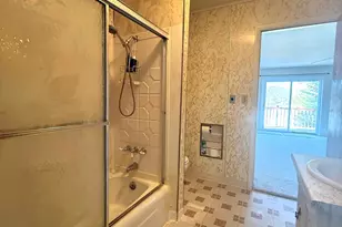 4253 Indian Isle, Battle Creek, MI 49017 - Photo 18