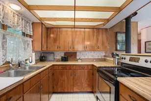 911 Dragon Shores Dr, Coldwater, MI 49036 - Photo 6