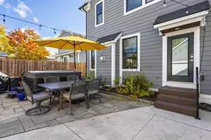 1323 Bennaville Ave, Birmingham, MI 48009 - Photo 10