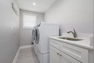 1323 Bennaville Ave, Birmingham, MI 48009 - Photo 42