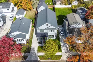 1323 Bennaville Ave, Birmingham, MI 48009 - Photo 4