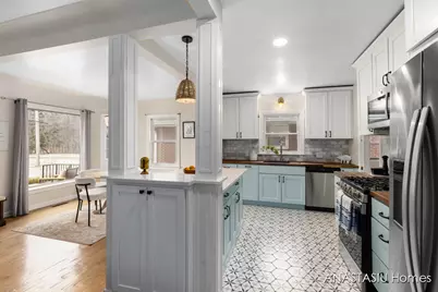 9 Wallinwood Avenue NE, Grand Rapids, MI 49503 - Photo 16