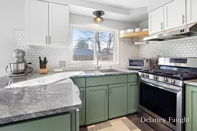 1818 Carlton Avenue NE, Grand Rapids, MI 49505 - Photo 10