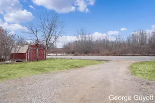 4847 84th St SE, Caledonia, MI 49316 - Photo 2