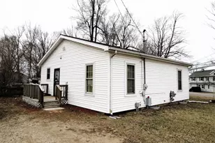 1113 E South St, Jackson, MI 49203 - Photo 2