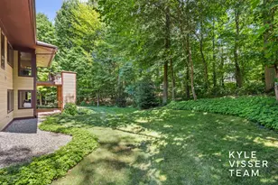 4444 Oak River Dr NE, Grand Rapids, MI 49525 - Photo 48