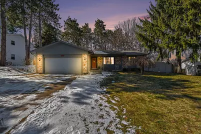 2549 Santigo Avenue SE, Grand Rapids, MI 49546 - Photo 1