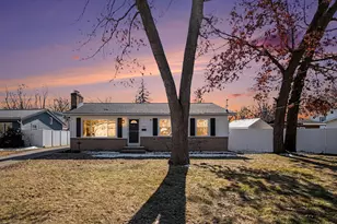 962 42nd St SW, Wyoming, MI 49509 - Photo 1