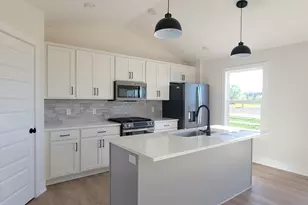 7931 Cresswell Ct SE, Caledonia, MI 49316 - Photo 10