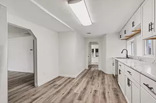 17022 Hull St, Constantine, MI 49042 - Photo 8