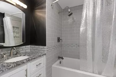 29374 Glen Oaks Boulevard W, Farmington Hills, MI 48334 - Photo 12