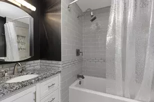 29374 Glen Oaks Blvd W, Farmington Hills, MI 48334 - Photo 12