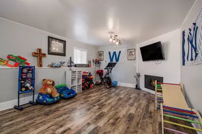 15902 Meadowview Drive, Buchanan, MI 49107 - Photo 12