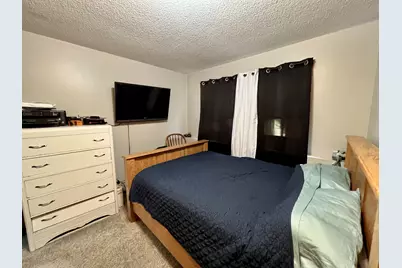 715-717 N Bradley Street, Mount Pleasant, MI 48858 - Photo 6