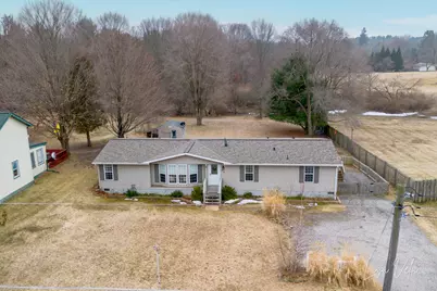 913 E Lewis Street, Whitehall, MI 49461 - Photo 1