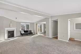 913 E Lewis St, Whitehall, MI 49461 - Photo 8