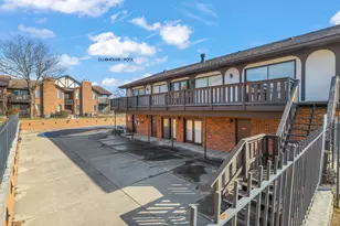 29322 Wellington Rd W, Southfield, MI 48034 - Photo 6