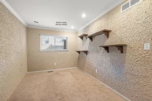 29322 Wellington Rd W, Southfield, MI 48034 - Photo 12