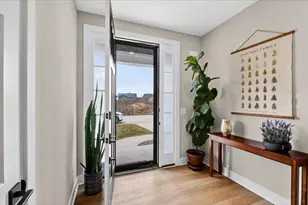 10597 Sharon Lee Ln, Portage, MI 49024 - Photo 6