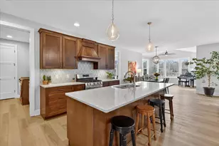 10597 Sharon Lee Ln, Portage, MI 49024 - Photo 8