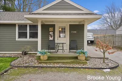 17288 W Spring Lake Road, Spring Lake, MI 49456 - Photo 4