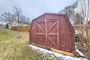 118 Caroline St, Portland, MI 48875 - Photo 36