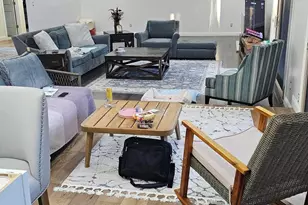 1923 Chalmers Dr W, Rochester Hills, MI 48309 - Photo 6