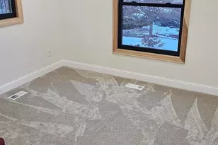 1923 Chalmers Dr W, Rochester Hills, MI 48309 - Photo 14