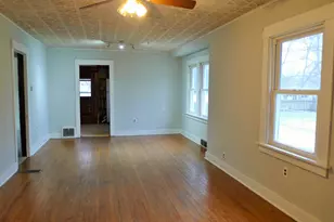 102 Yale St, Battle Creek, MI 49017 - Photo 6
