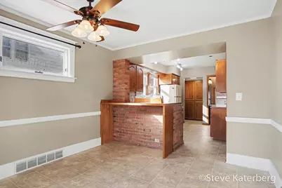 2641 Forest Grove Avenue SW, Wyoming, MI 49519 - Photo 8