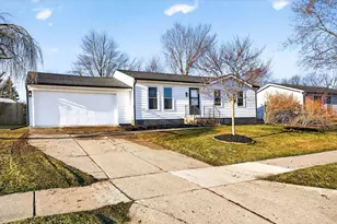 1441 Beckwith Ave NE, Grand Rapids, MI 49505 - Photo 1