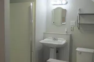 231 E 16th St, Holland, MI 49423 - Photo 24