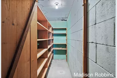 966 Roberts Street, Muskegon, MI 49442 - Photo 28