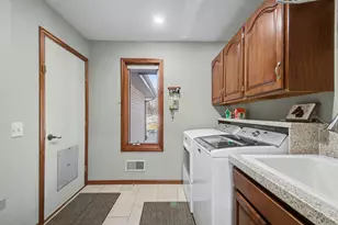 9480 Prairie Dr SE, Alto, MI 49302 - Photo 34