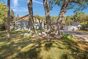 15777 Rannes St, Spring Lake, MI 49456 - Photo 2