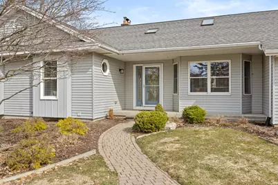 2126 Lamont Avenue NW, Grand Rapids, MI 49534 - Photo 4