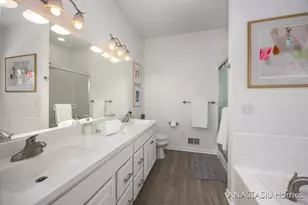 2224 Tradition Dr NE, Grand Rapids, MI 49505 - Photo 22