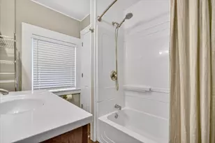 406 Garfield St, Jackson, MI 49203 - Photo 24