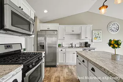 11771 Deerfield Drive, Ravenna, MI 49451 - Photo 8