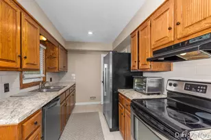 7522 Melody Ln, Jenison, MI 49428 - Photo 10