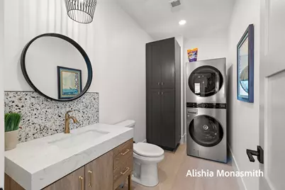 300 Washington Avenue #1, Grand Haven, MI 49417 - Photo 20